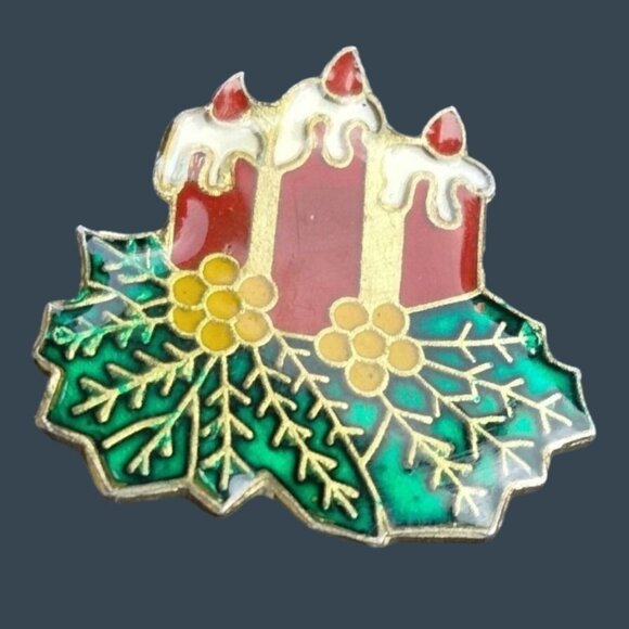 Christmas Candle Pin Brooch Advent Holly Vintage Holiday Jewelry Metal Enamel - Picture 1 of 4
